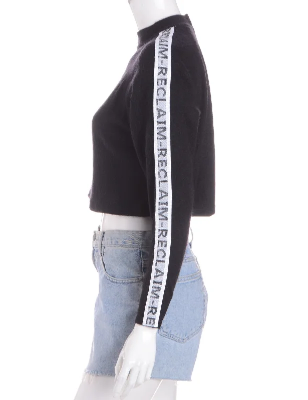 Label Long Sleeved Cropped Tape Knit